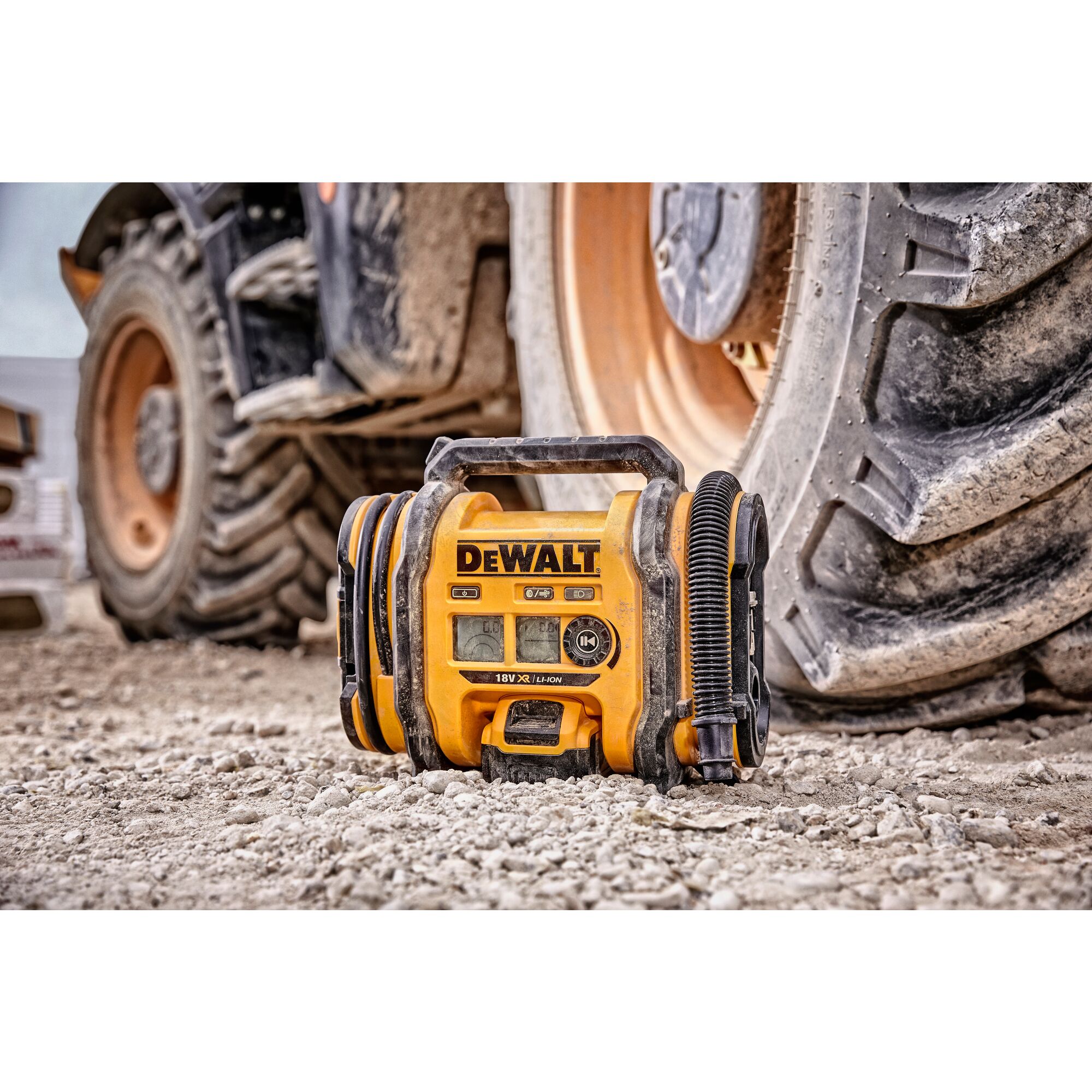 Dewalt tire outlet inflator kit