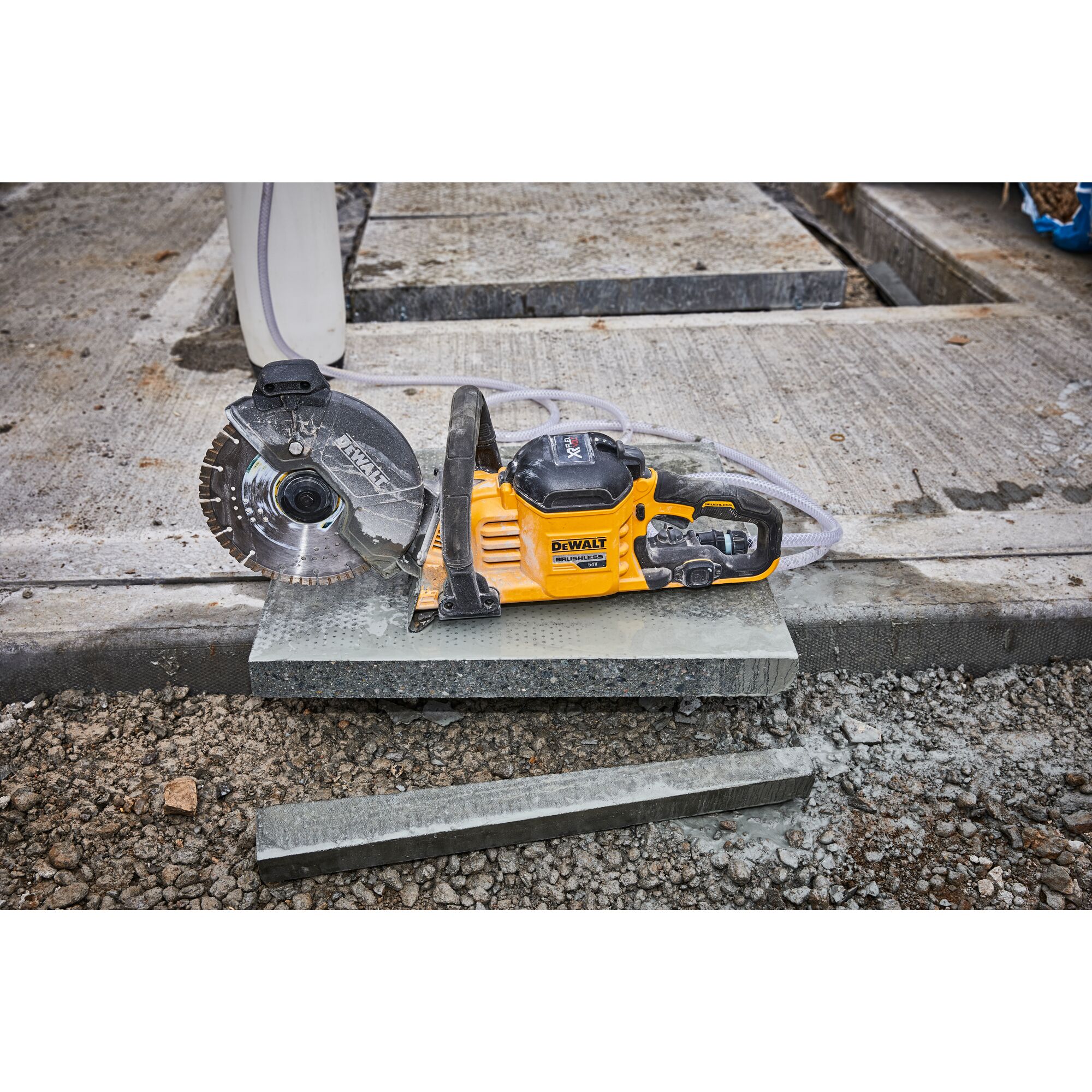 Dewalt deals demo saw