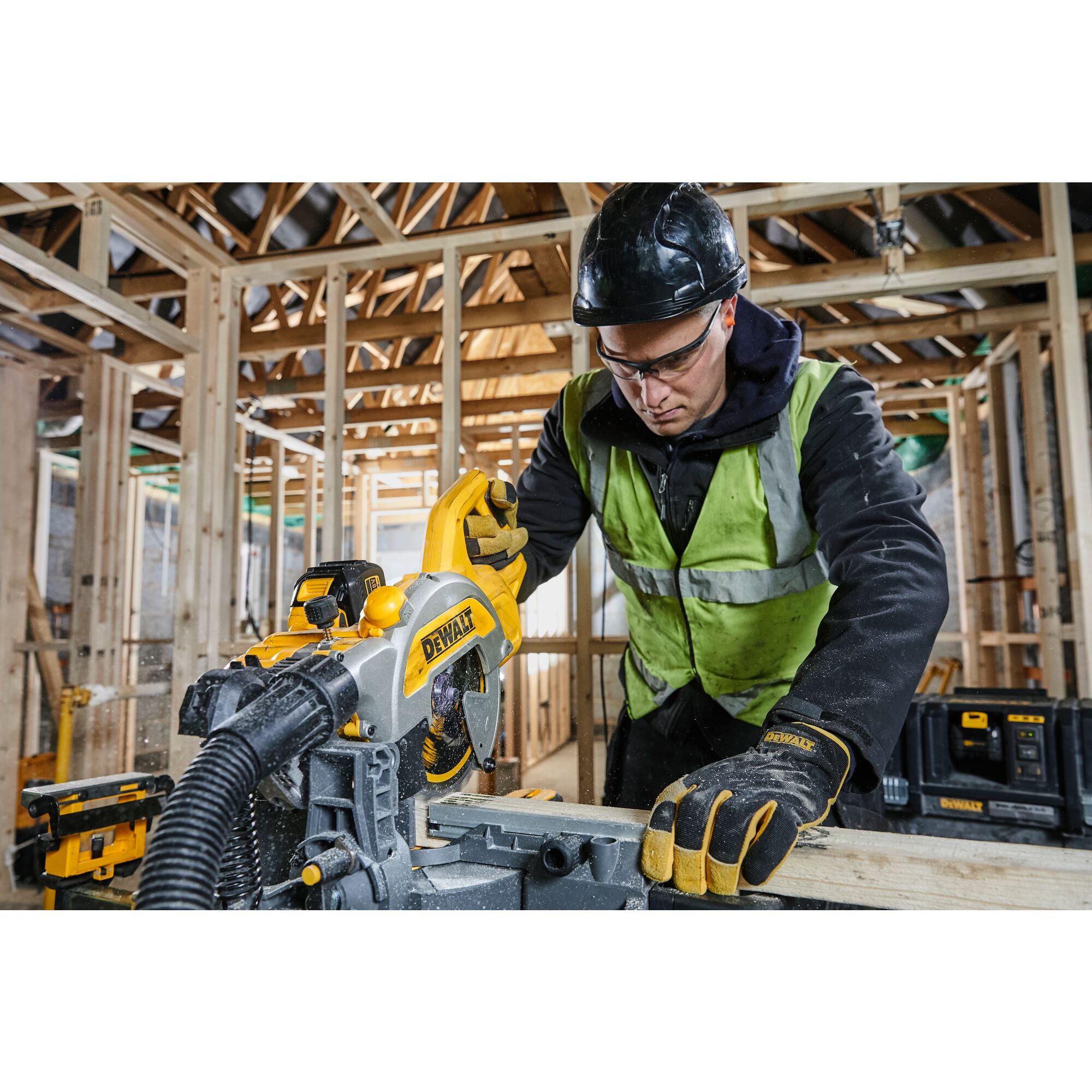 Xps deals dewalt saw