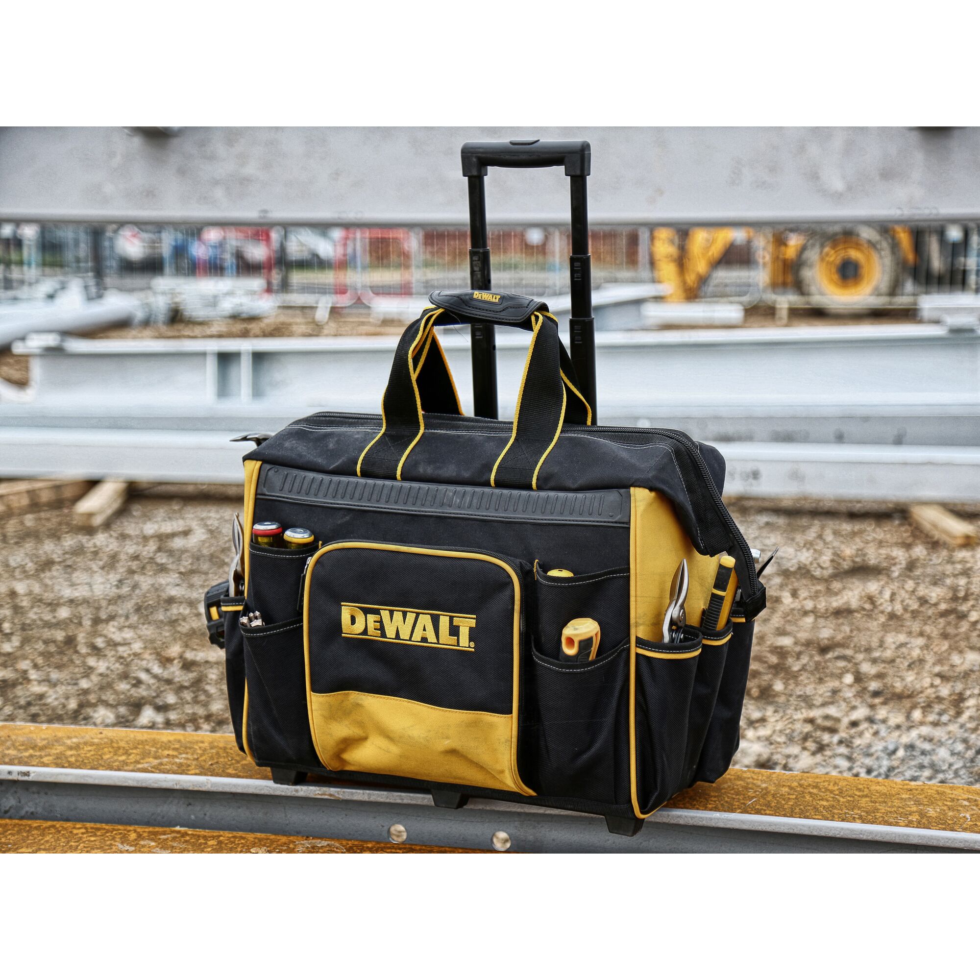 Heavy Duty Rolling Technicians Bag DEWALT